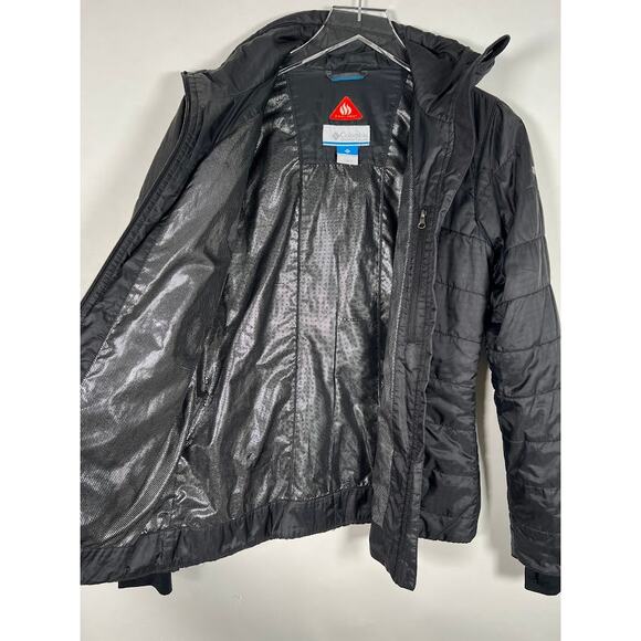 Columbia Women's Black Puffer Jacket - Picture 4 of 11